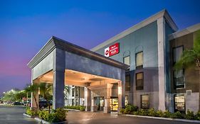 Best Western Plus Universal Inn - Free Shuttle To Universal Studios!